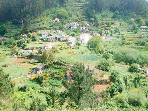 Santo-Serra