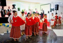 Aniversário de grupo de folclore